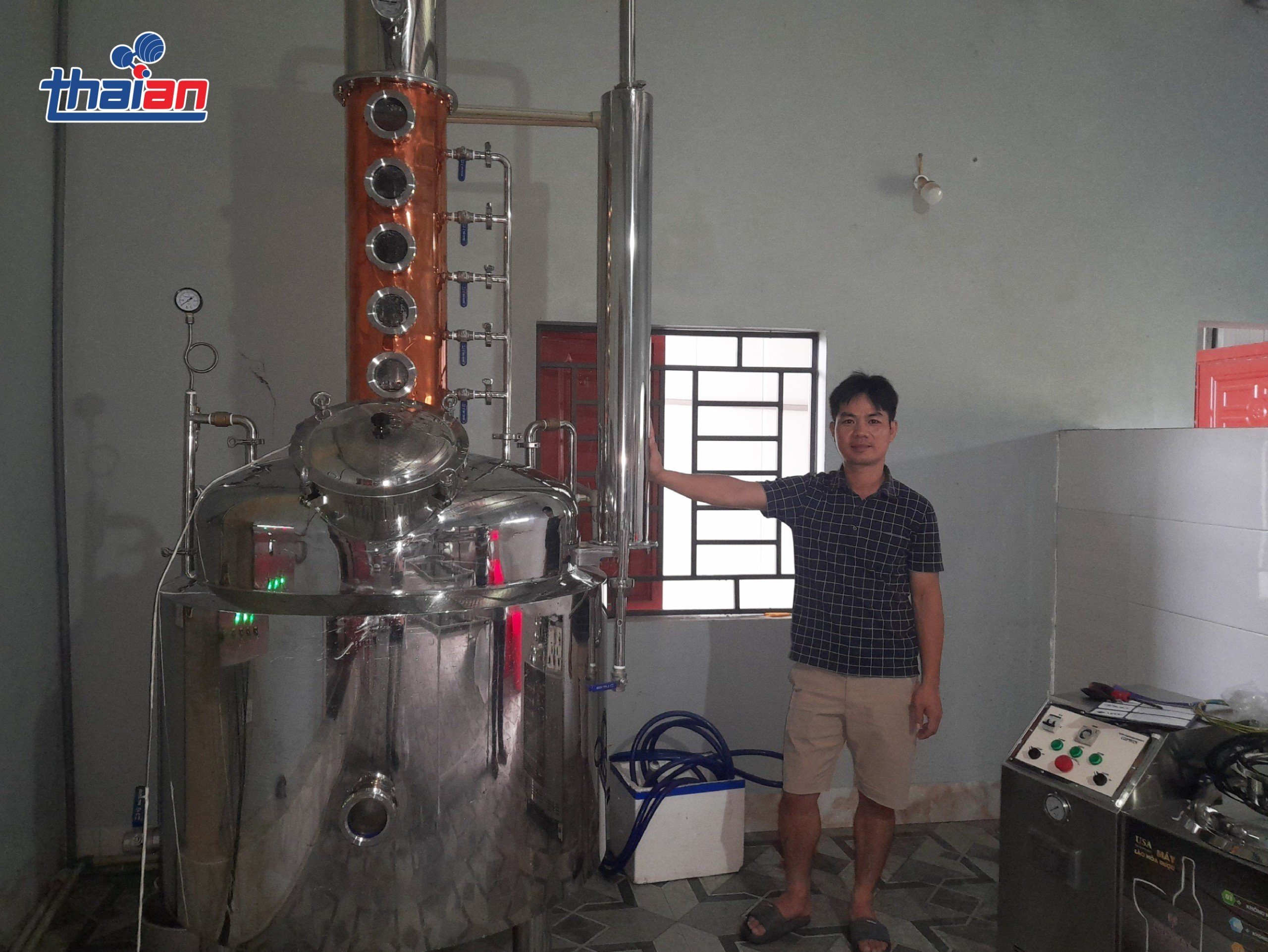 Tháp chưng cất rượu T500 Thân Trụ.