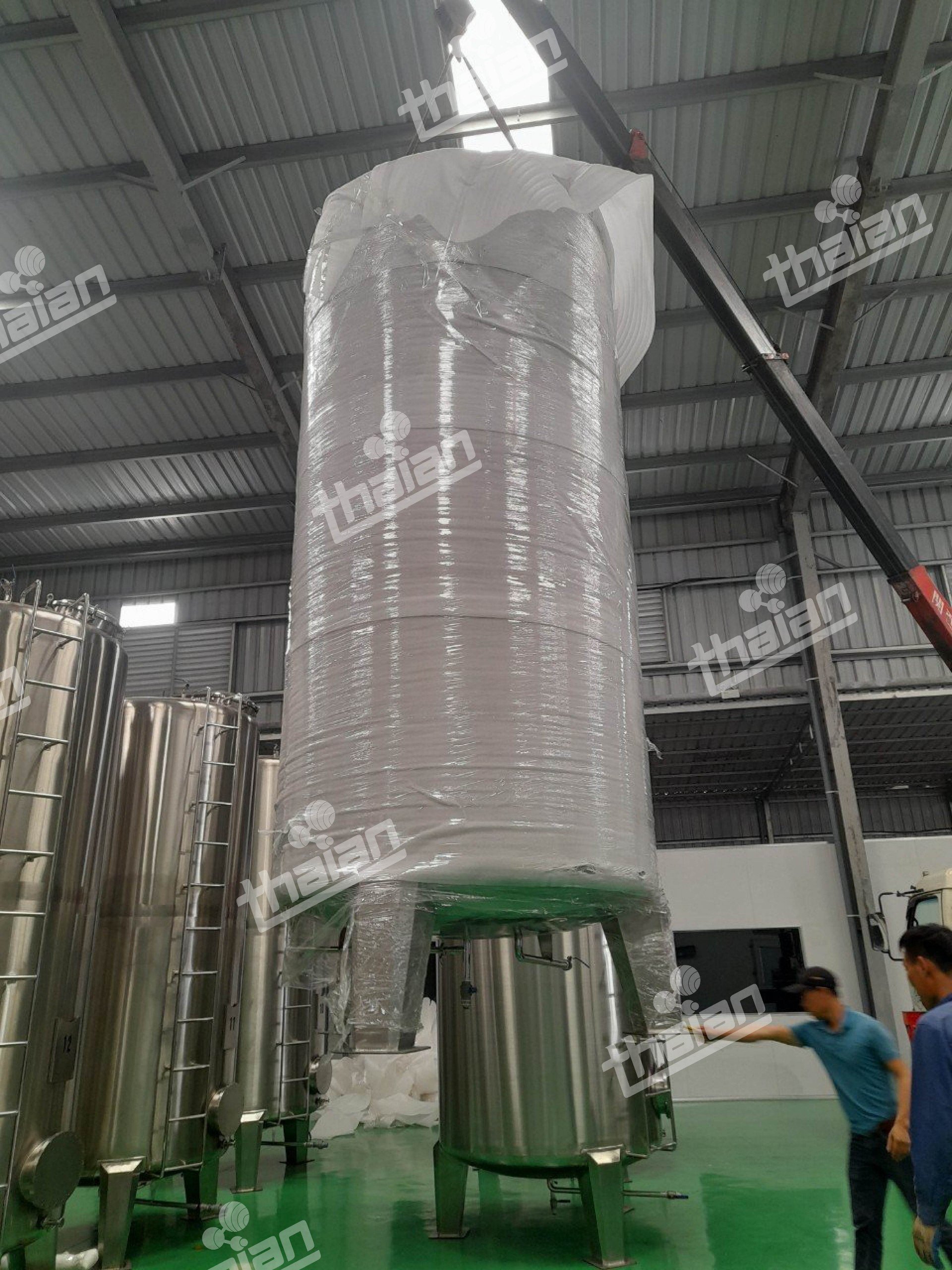 Tank chứa rượu lên tới 6000 lít của Thái An.