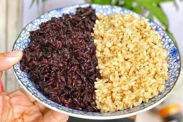 Men ngọt làm rượu nếp cẩm