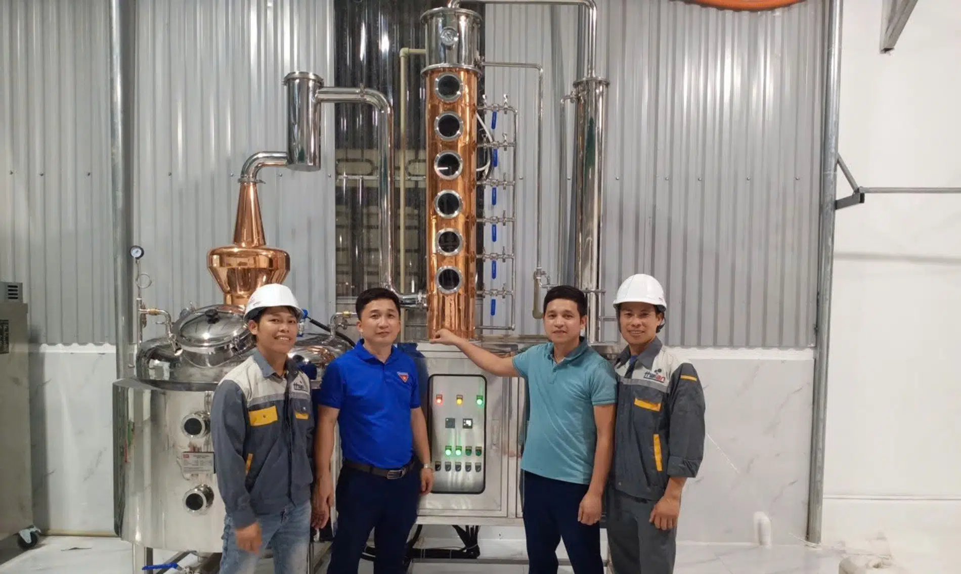 Giúp khách hàng tiếp cận với công nghệ của tháp