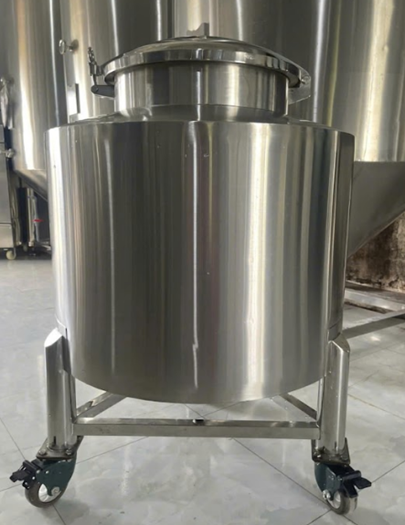 tank chứa rượu