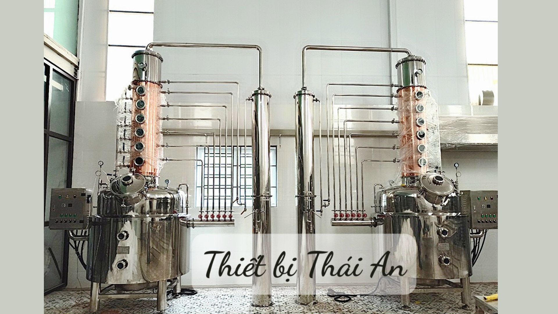 Máy nấu rượu công nghiệp đã và đang trở thành thiết bị không thể thiếu tại các nhà máy