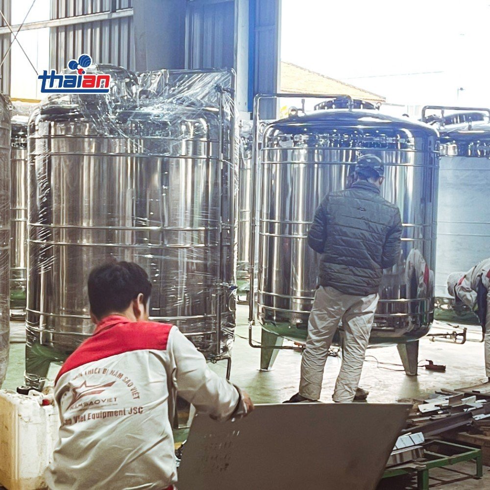 Máy nấu rượu công nghiệp là thiết bị tự động hoặc bán tự động dùng để chưng cất
