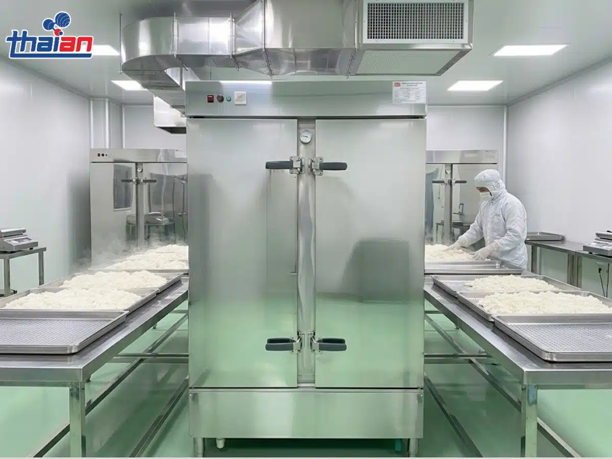 Tủ nấu cơm công nghiệp 24 khay